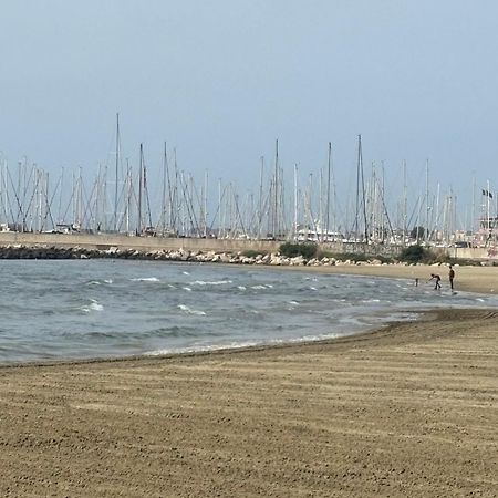 Carmen'S House Bed & Breakfast Nettuno Exterior photo